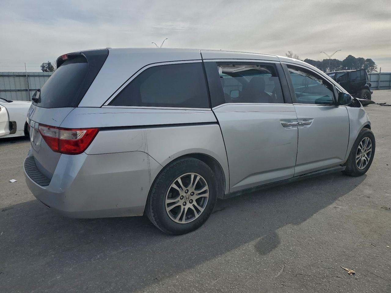 2012 Honda Odyssey Exl - Фото 3
