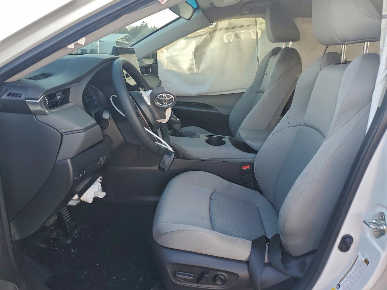2024 Toyota Venza Le - Фото 7