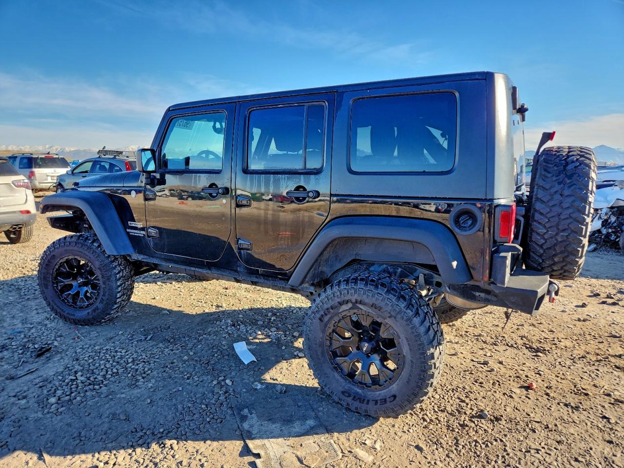 2010 Jeep Wrangler Unlimited Sport - Фото 2