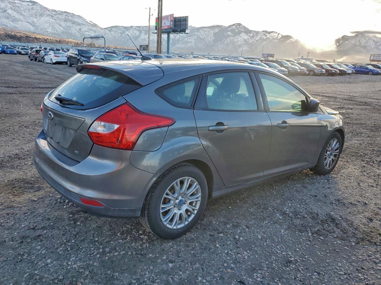 2012 Ford Focus Se - Фото 3