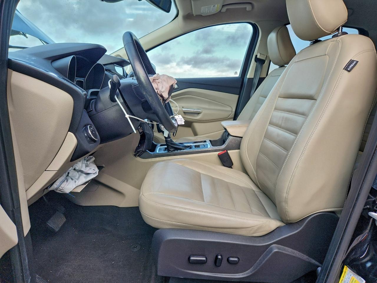 2019 Ford Escape Titanium - Image 7