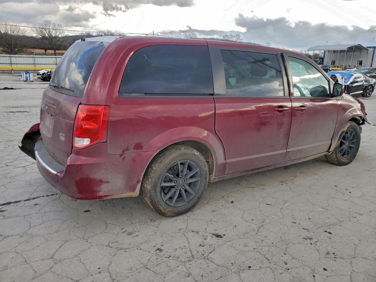 2019 Dodge Grand Caravan Gt - Image 3