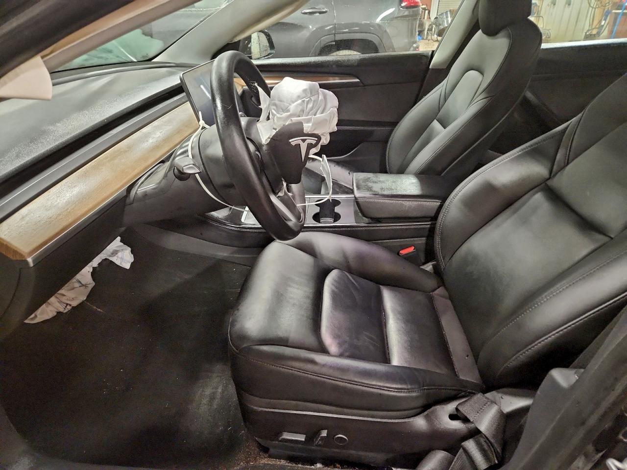 2021 Tesla Model 3 - Image 7