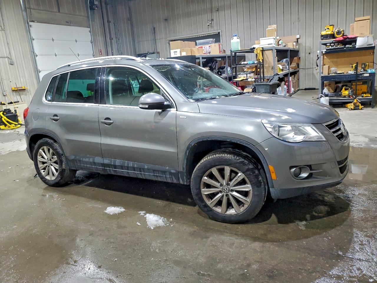 2010 Volkswagen Tiguan Se - Фото 4