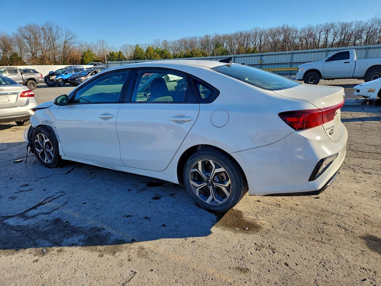 2019 Kia Forte Fe - Фото 2