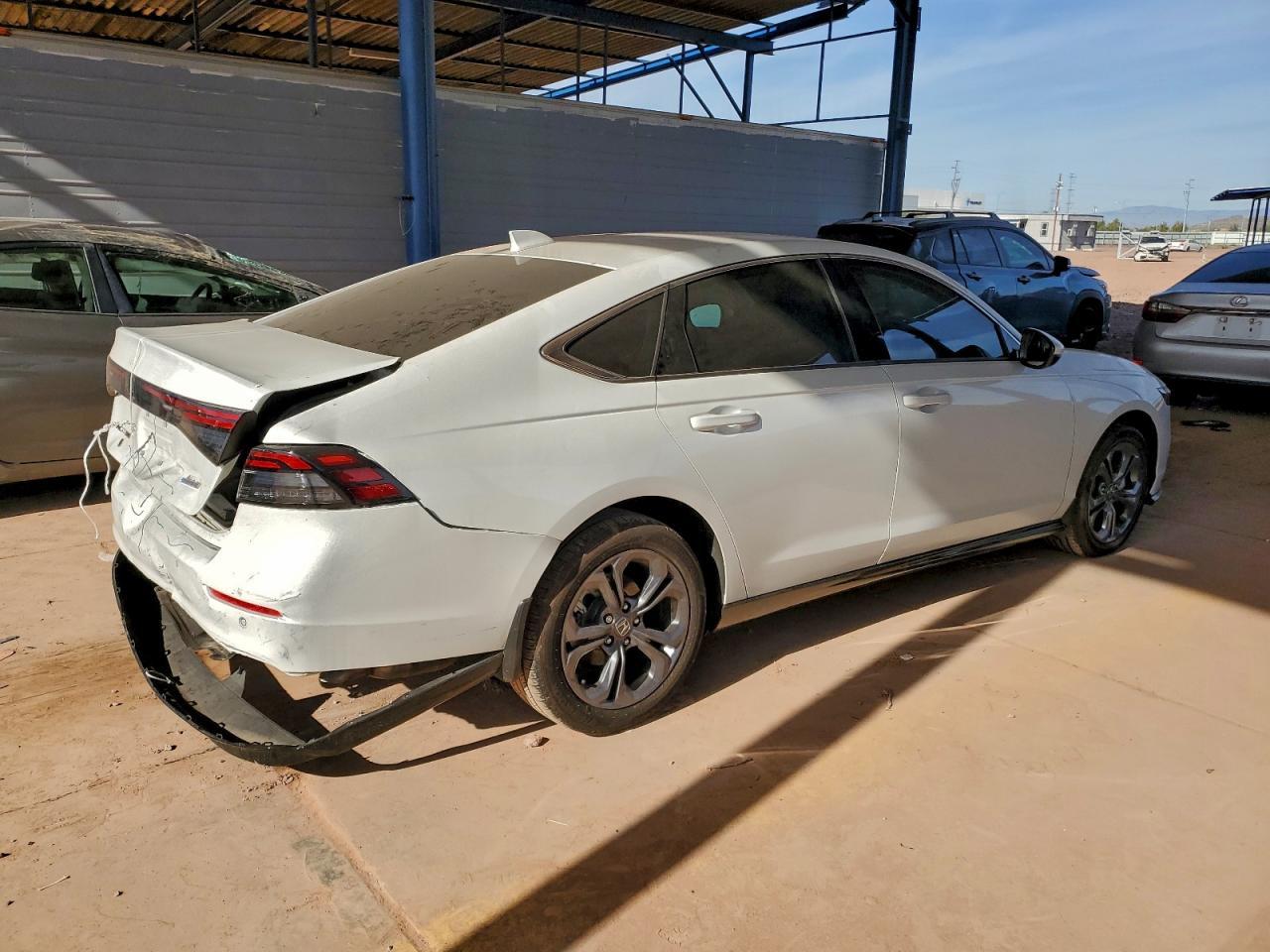 2024 Honda Accord Hybrid Exl - Image 3