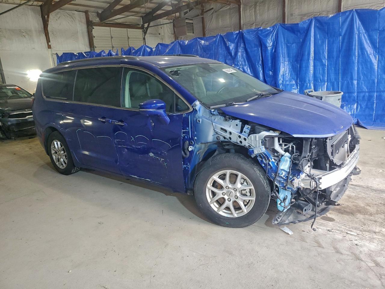 2021 Chrysler Pacifica Touring L - Фото 4