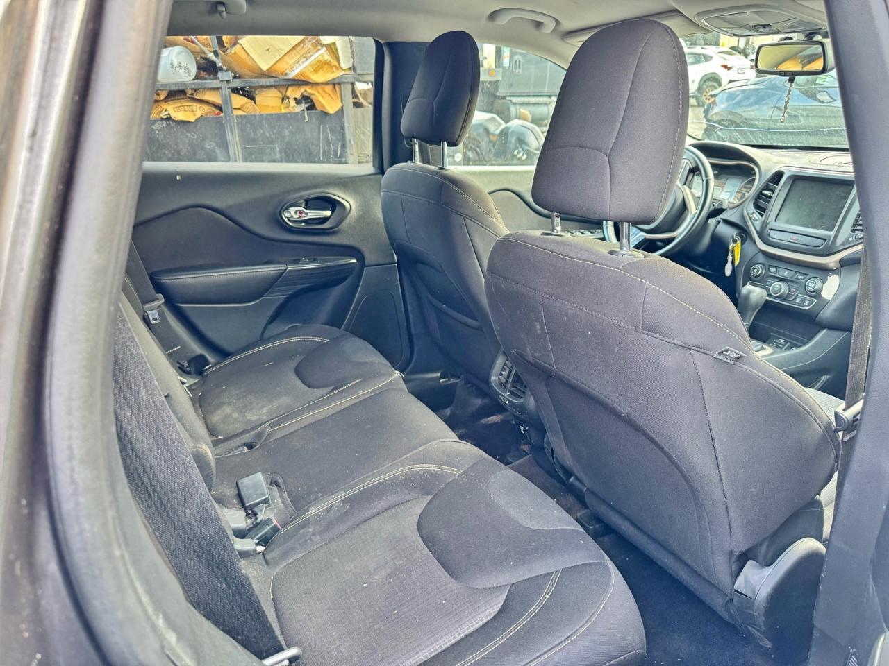 2017 Jeep Cherokee Latitude - Image 6