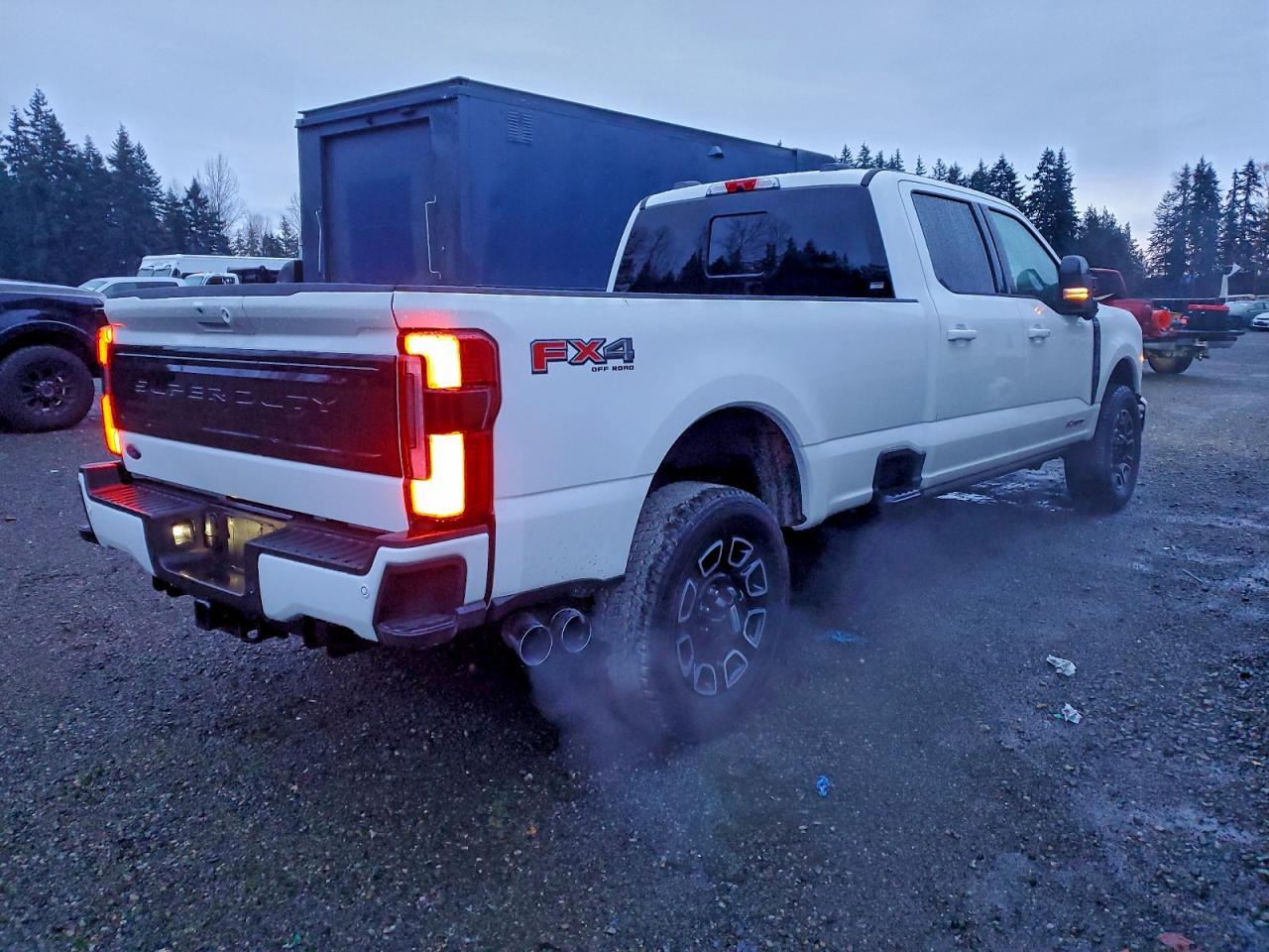 2025 Ford F350 Super Duty - Image 3