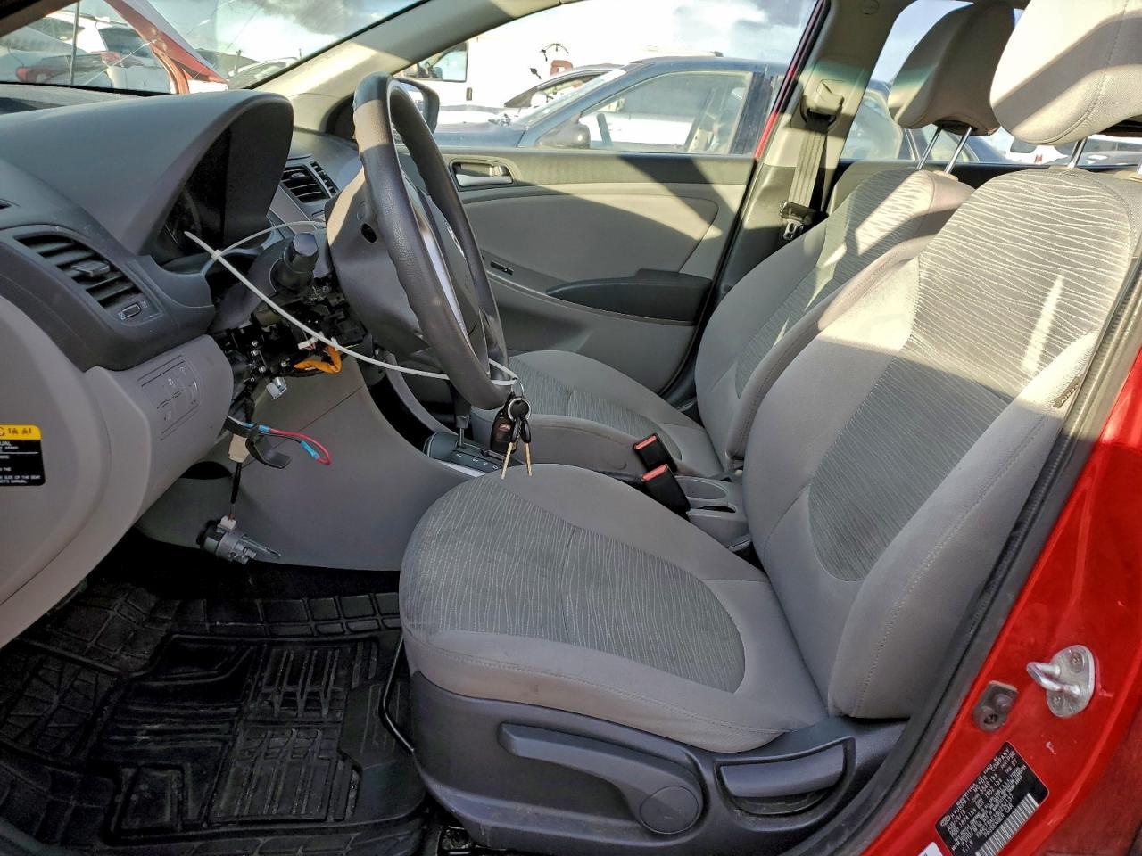 2016 Hyundai Accent Se - Фото 7