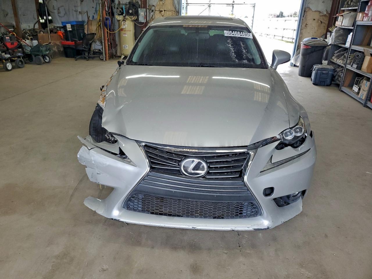 2016 Lexus Is 200T Base - Фото 5