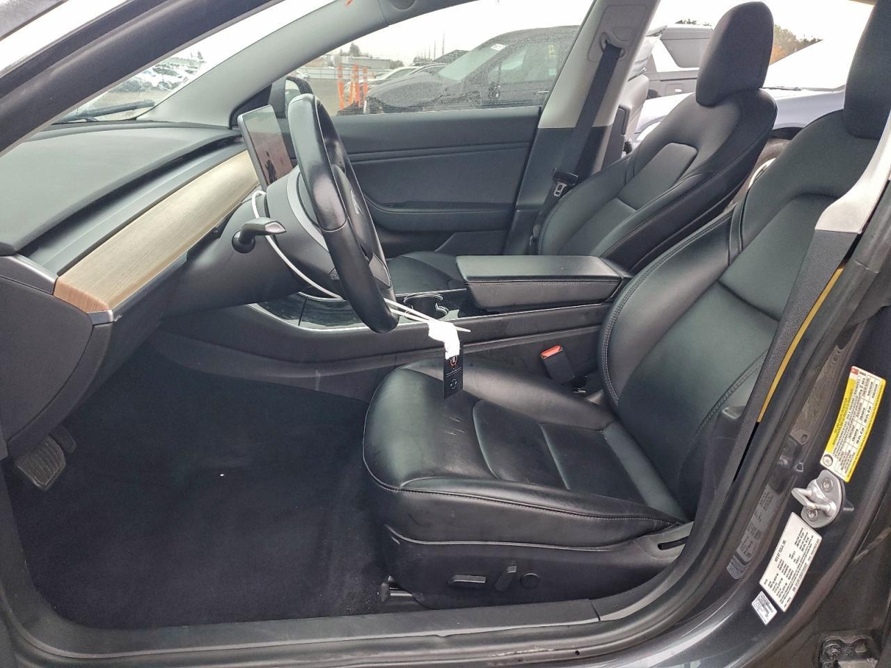 2019 Tesla Model 3 - Фото 7