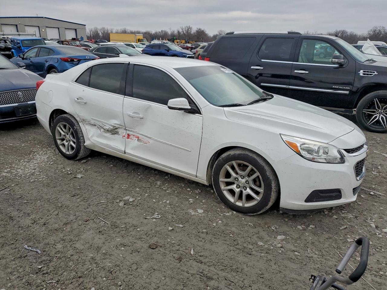 2016 Chevrolet Malibu Limited Lt - Image 4