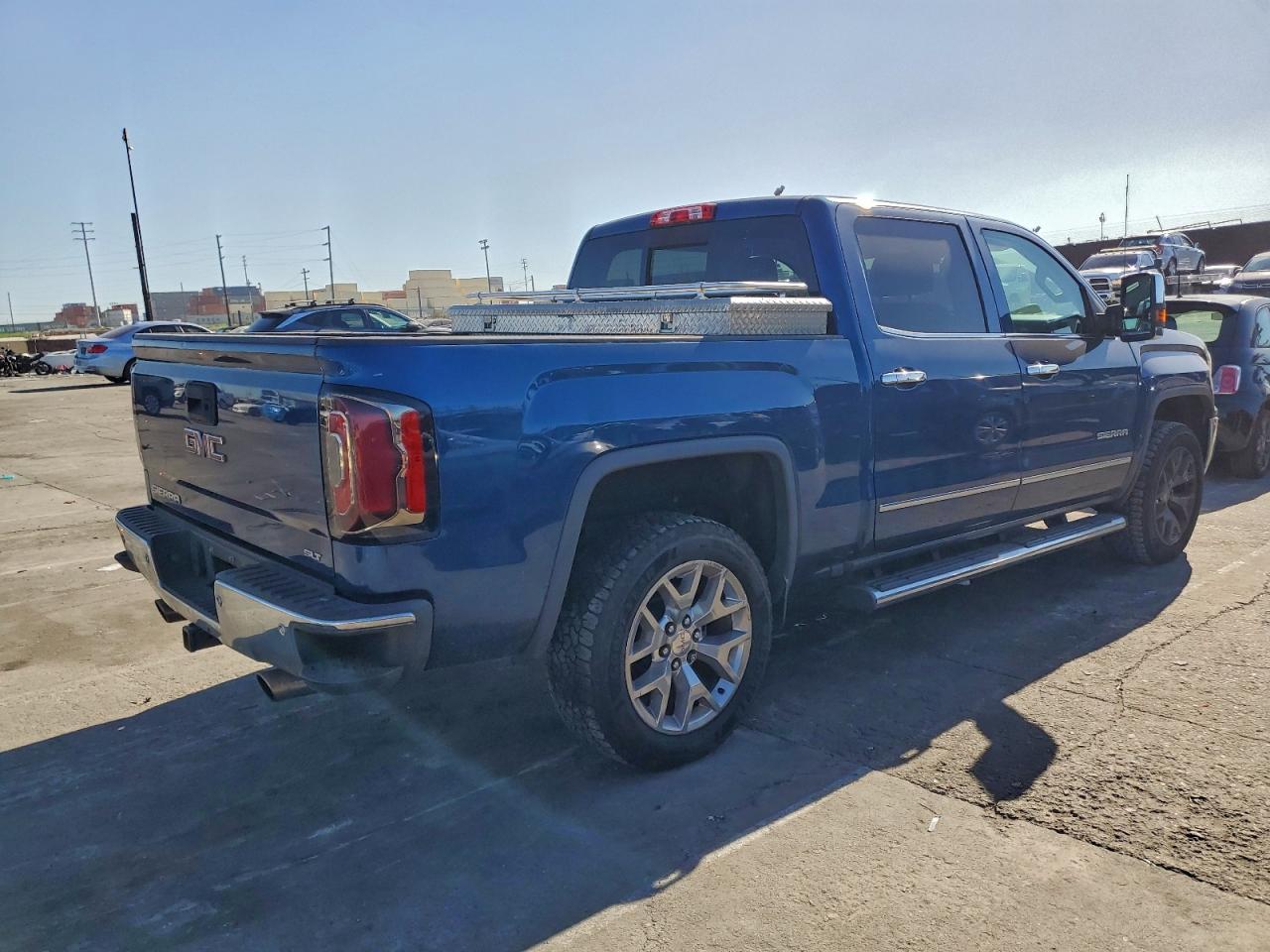 2017 GMC Sierra K1500 Slt - Image 3