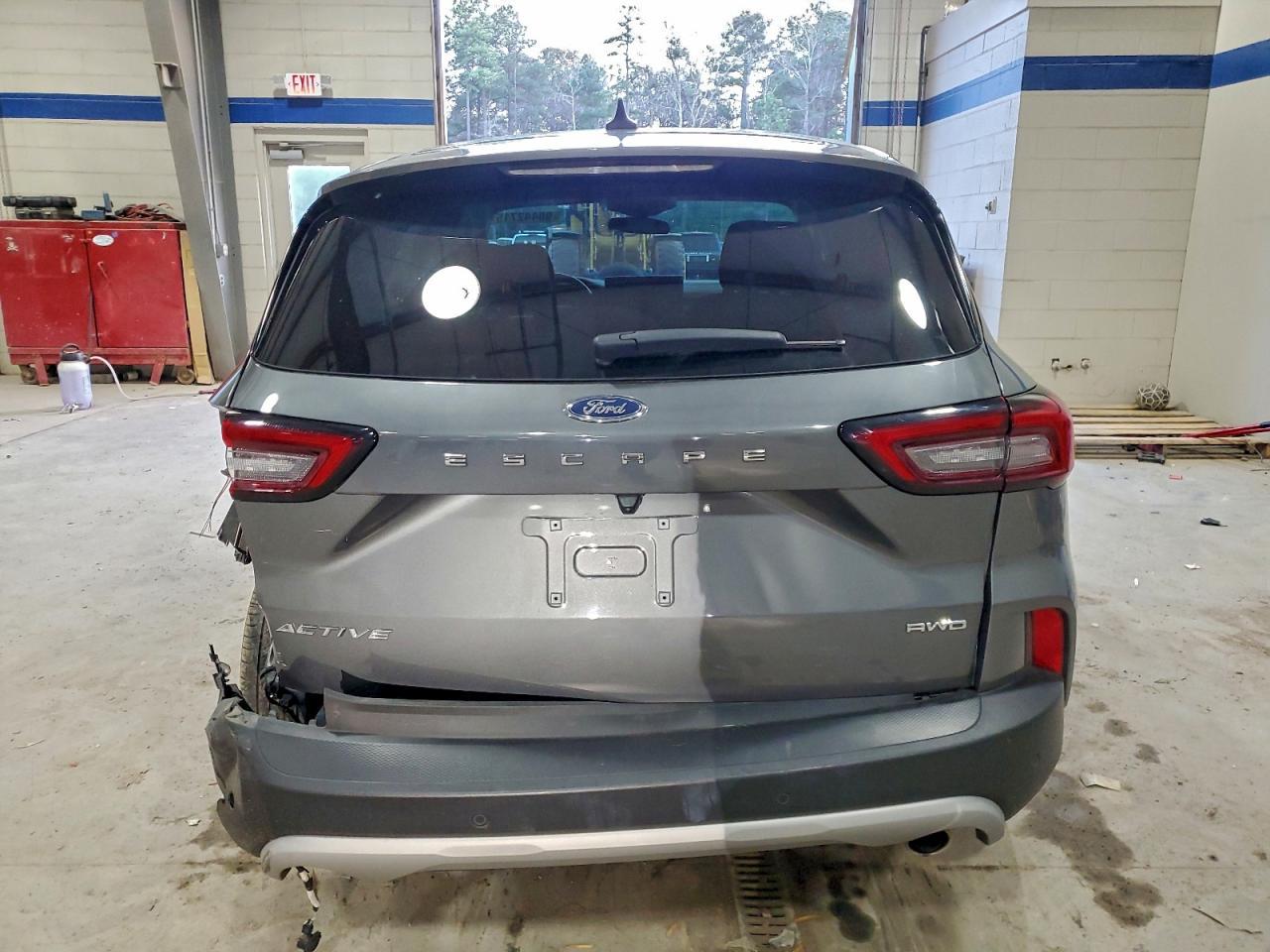 2024 Ford Escape Active - Image 6