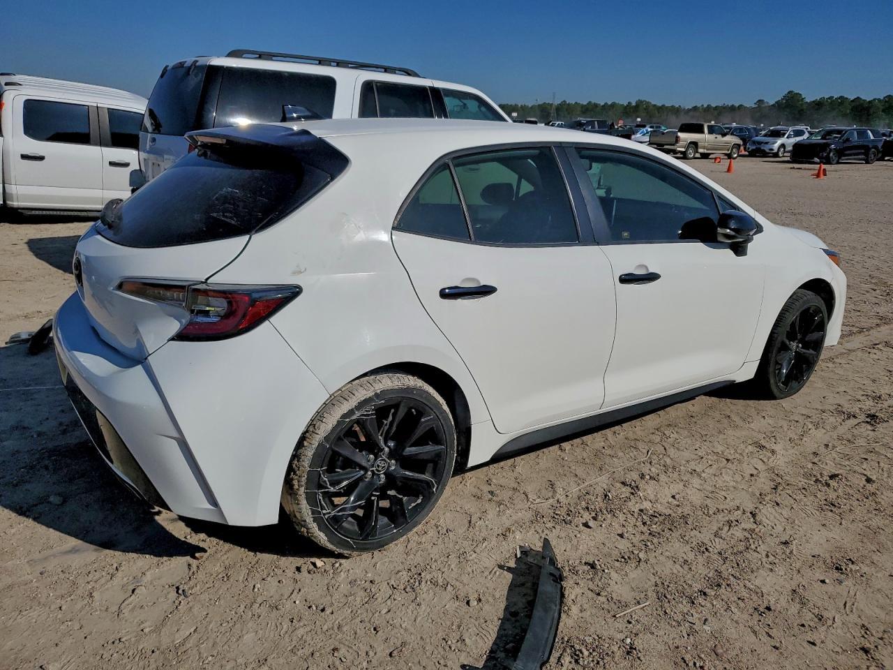 2021 Toyota Corolla Se - Image 3