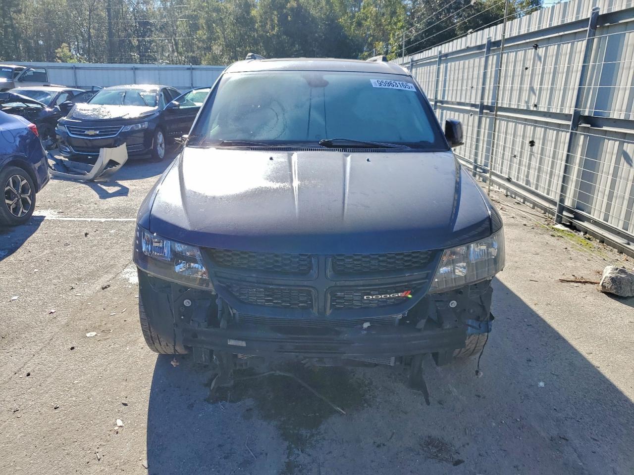 2020 Dodge Journey Crossroad - Фото 5