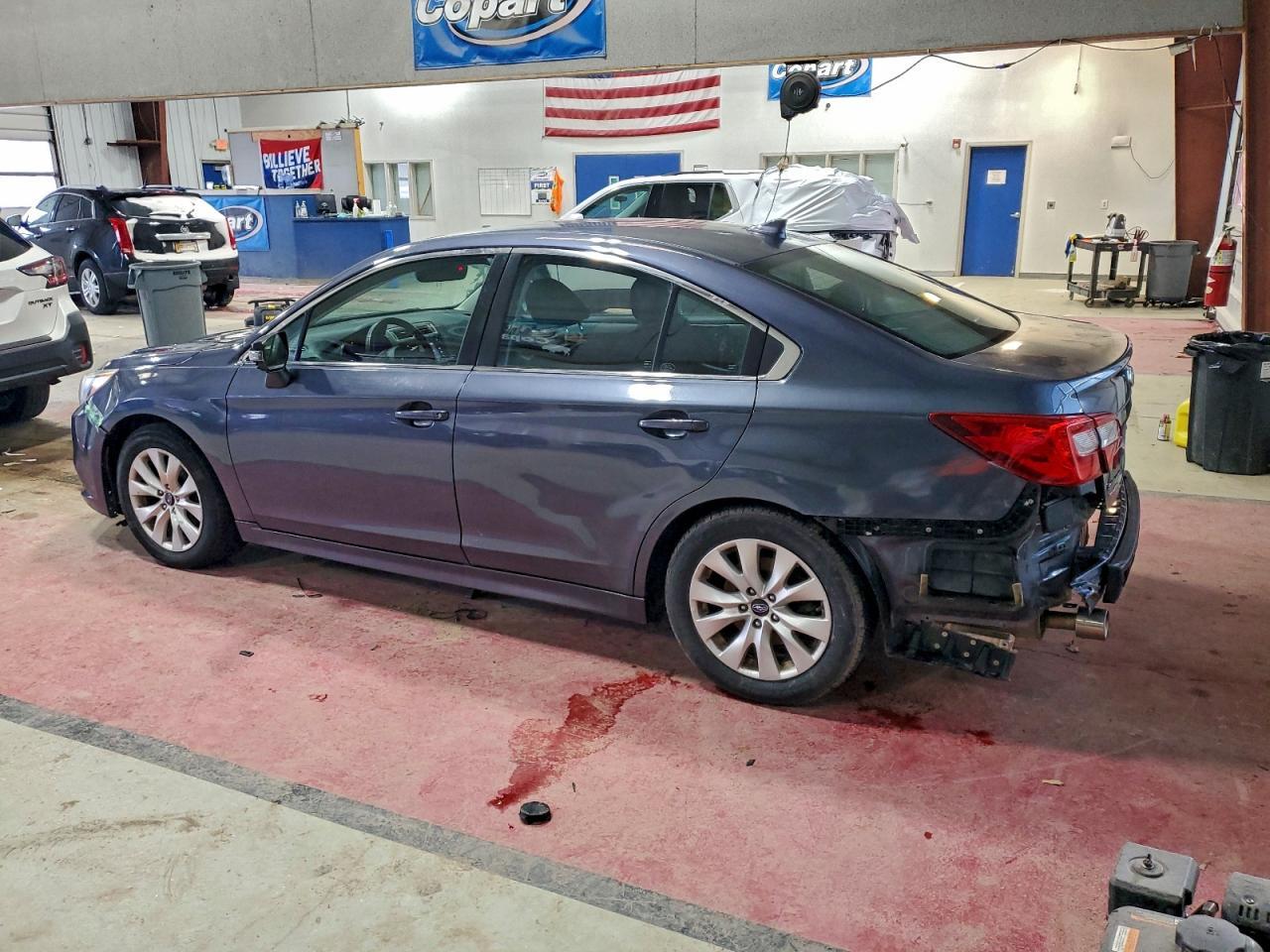 2017 Subaru Legacy 2.5I Premium - Фото 2