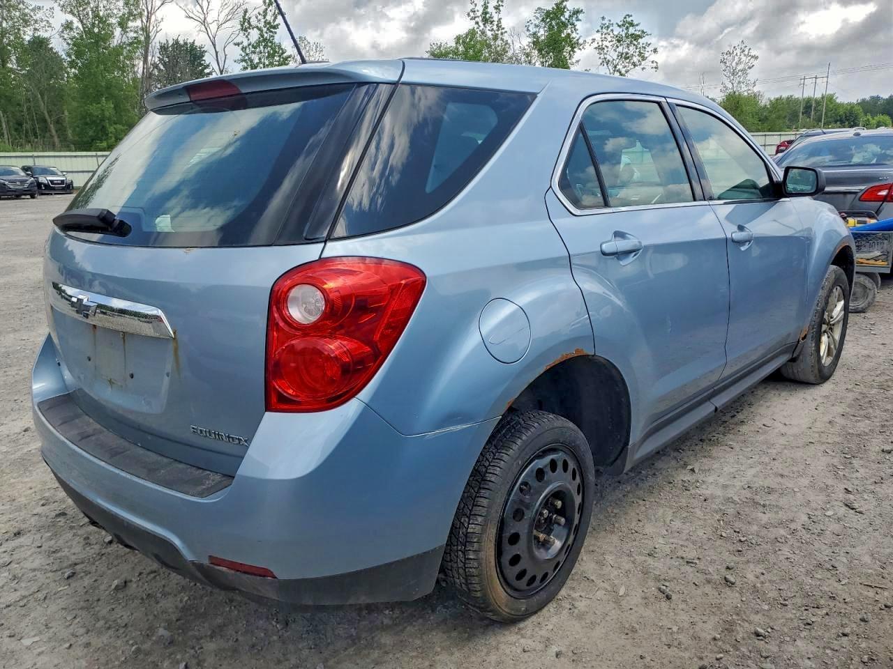 2015 Chevrolet Equinox Ls - Image 3