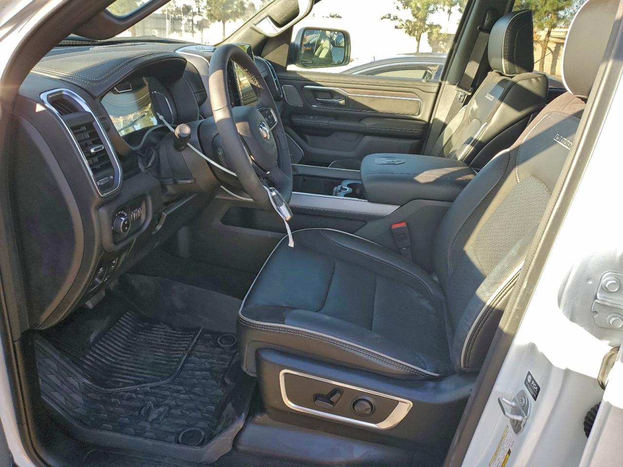 2025 Ram 1500 Laramie - Фото 7