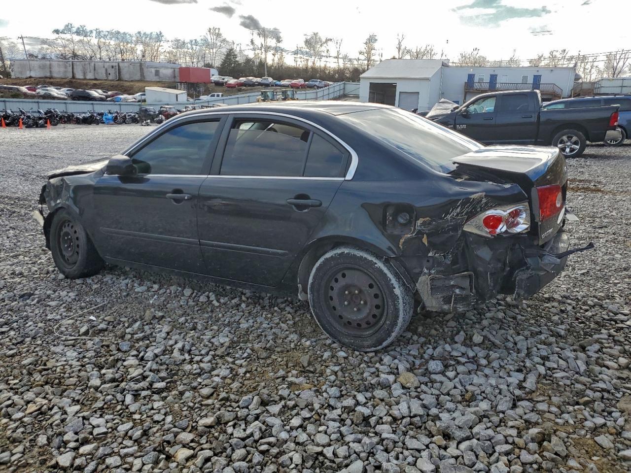 2007 Kia Optima - Image 2