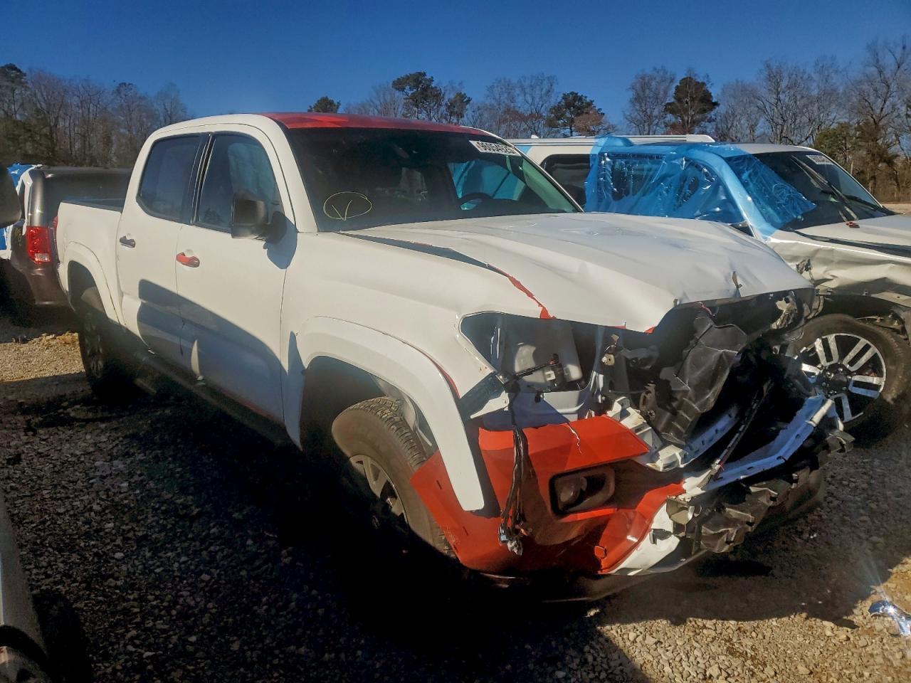 2023 Toyota Tacoma Double Cab - Image 4