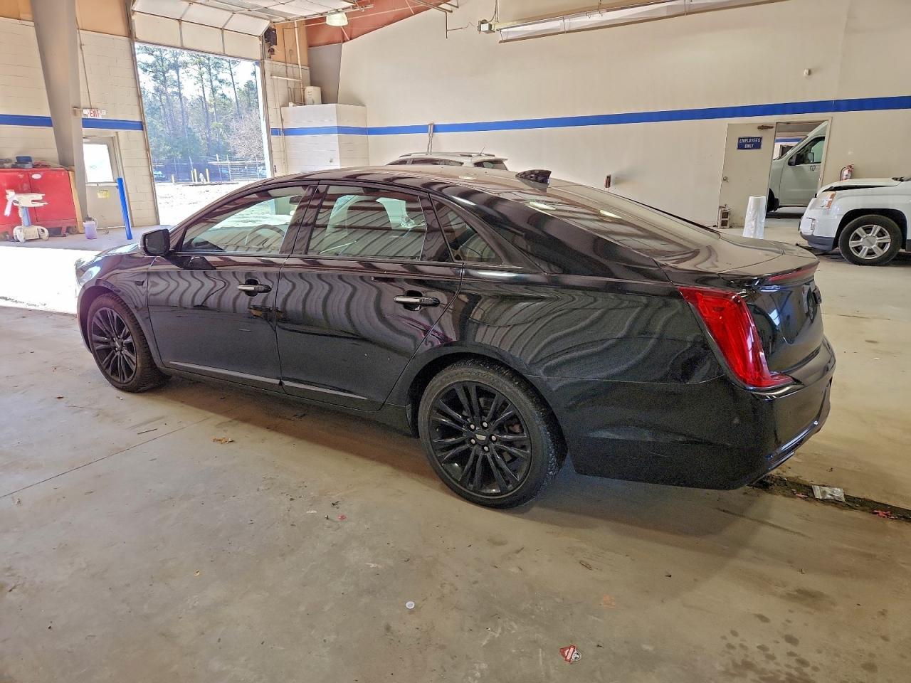 2019 Cadillac Xts Luxury - Фото 2