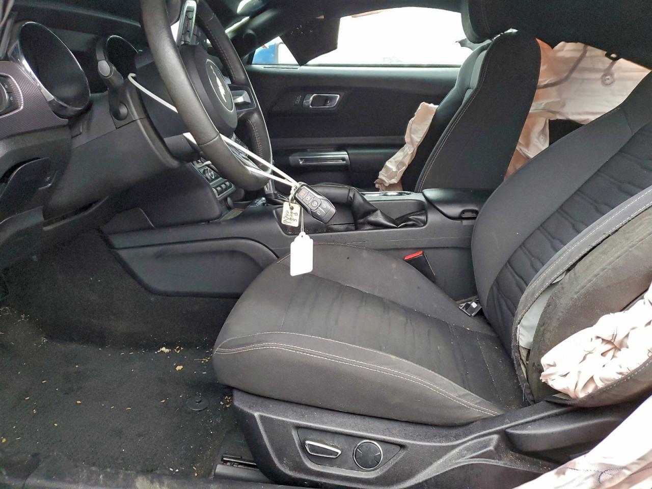 2017 Ford Mustang - Image 7