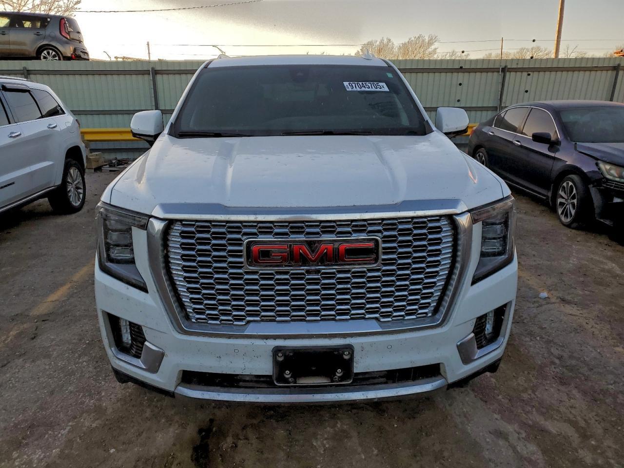 2021 GMC Yukon Xl Denali - Фото 5