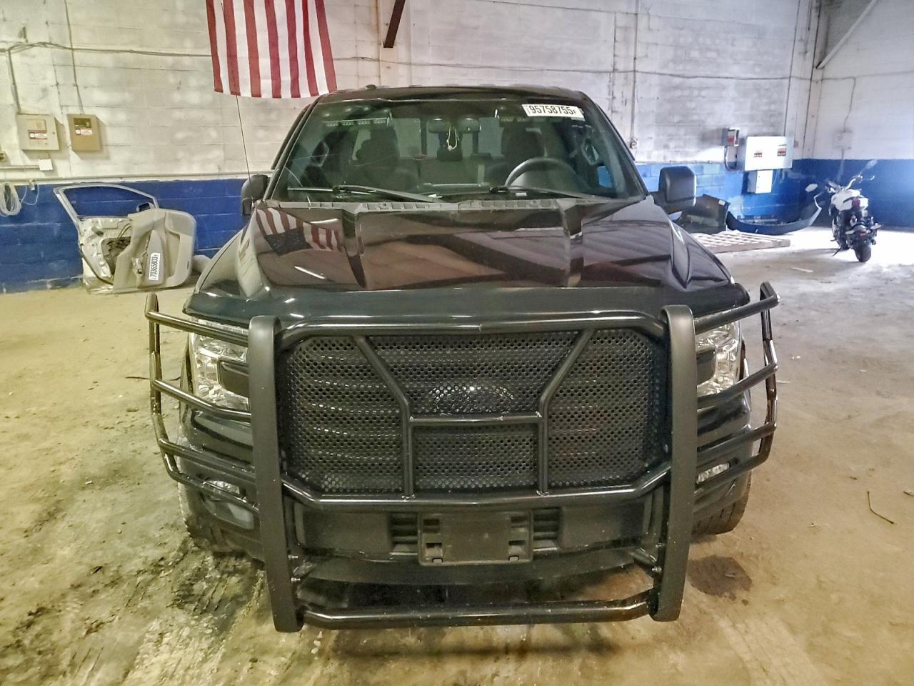 2015 Ford F150 Super Cab - Фото 5