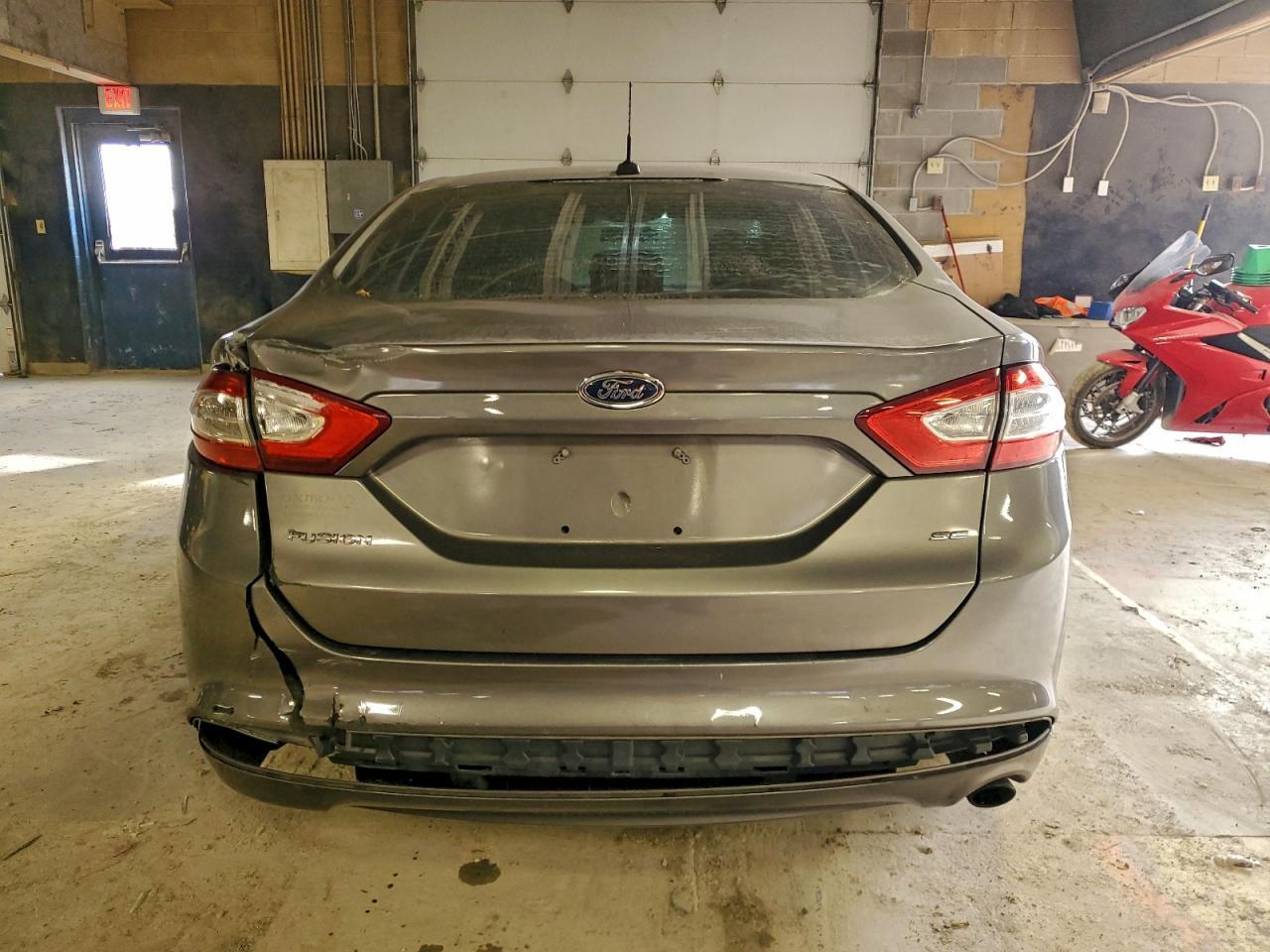 2013 Ford Fusion Se - Фото 6