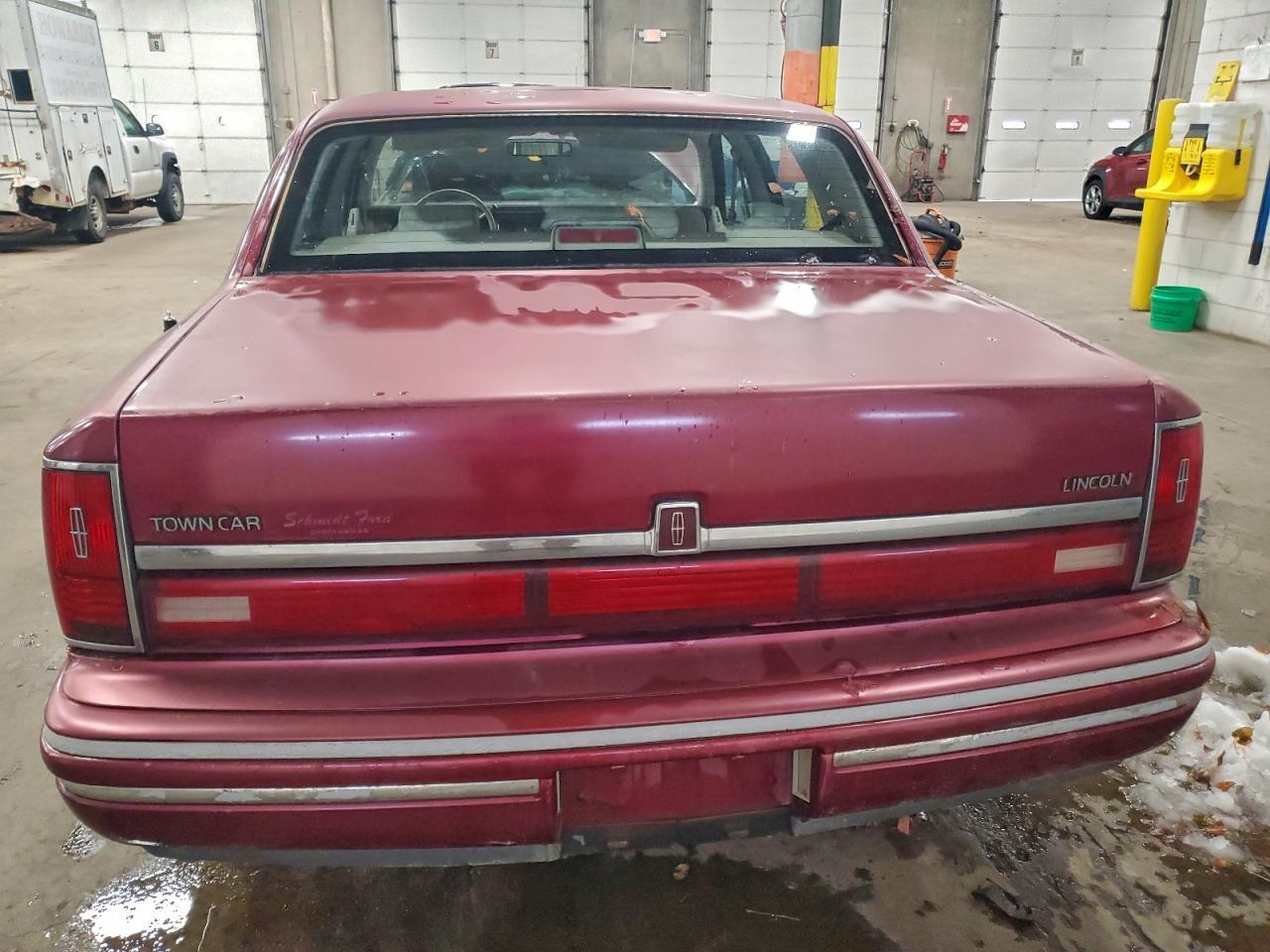 1991 Lincoln Town Car Executive - Фото 6