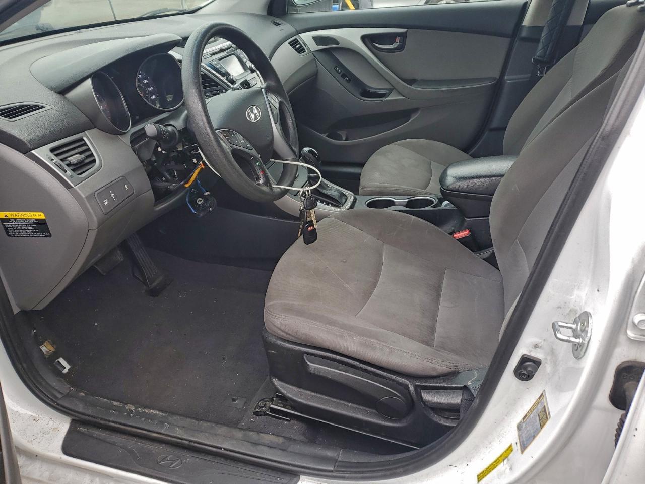 2016 Hyundai Elantra Se - Фото 7