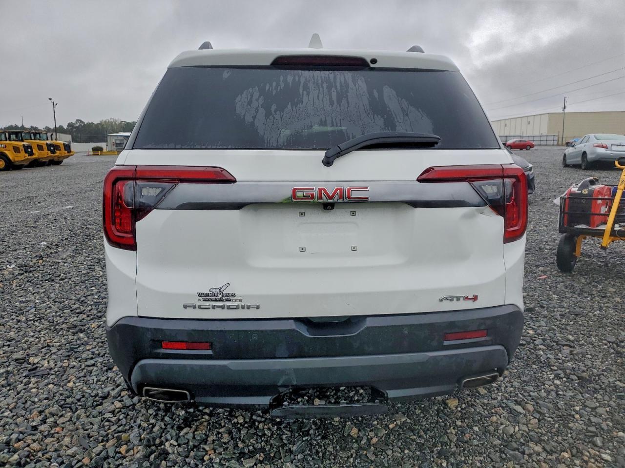2023 GMC Acadia At4 - Фото 6