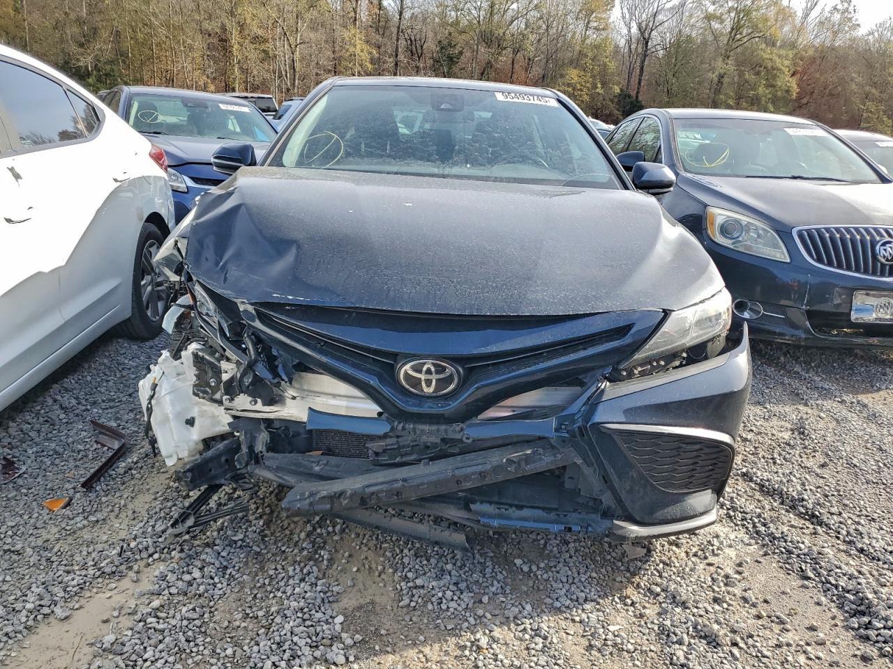2021 Toyota Camry Se - Фото 5