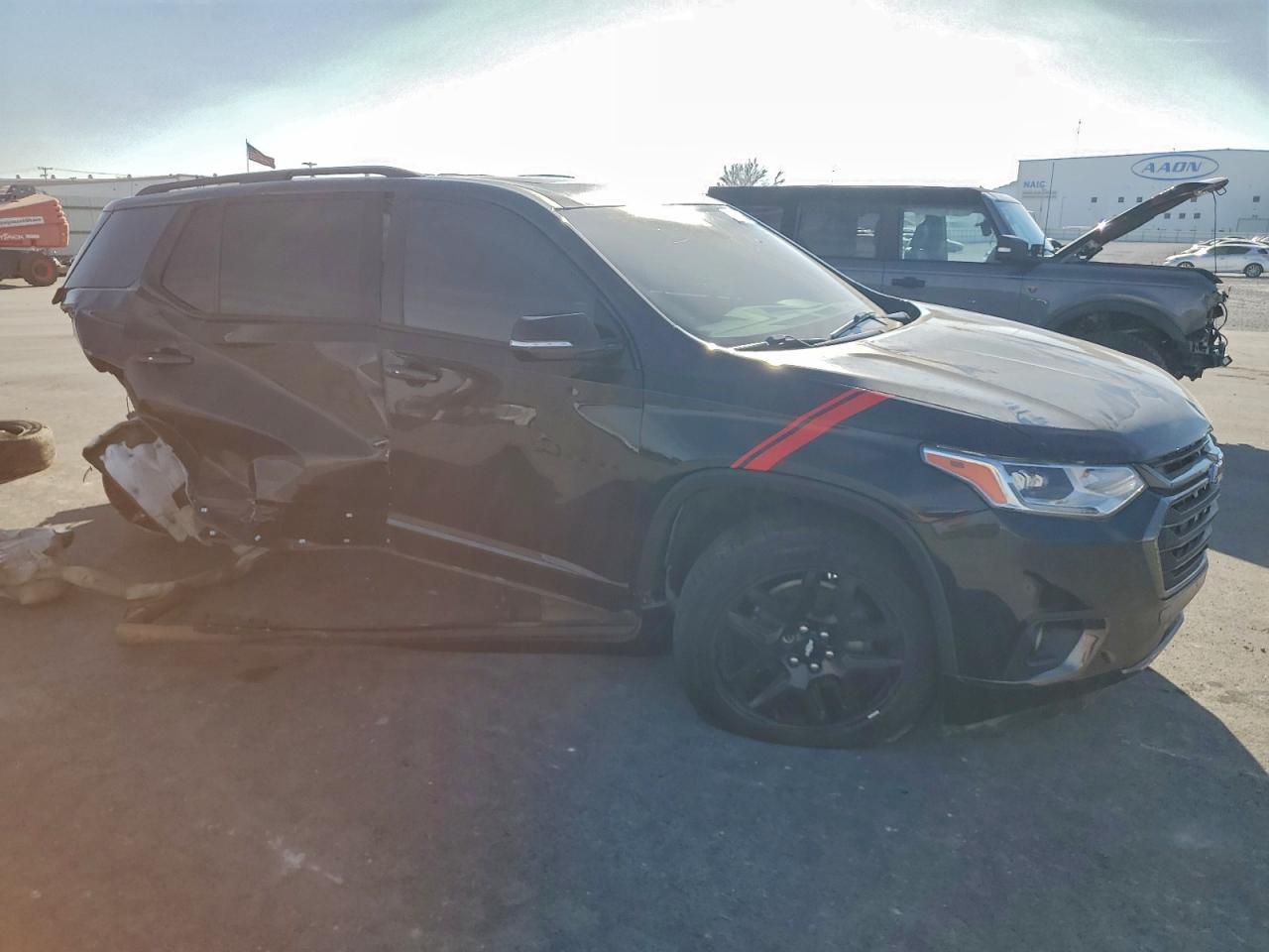 2020 Chevrolet Traverse Premier - Фото 4