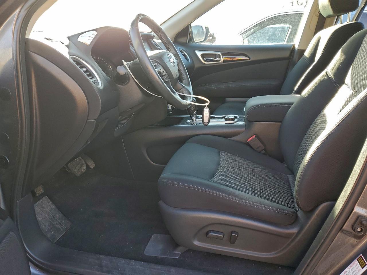 2017 Nissan Pathfinder S - Фото 7