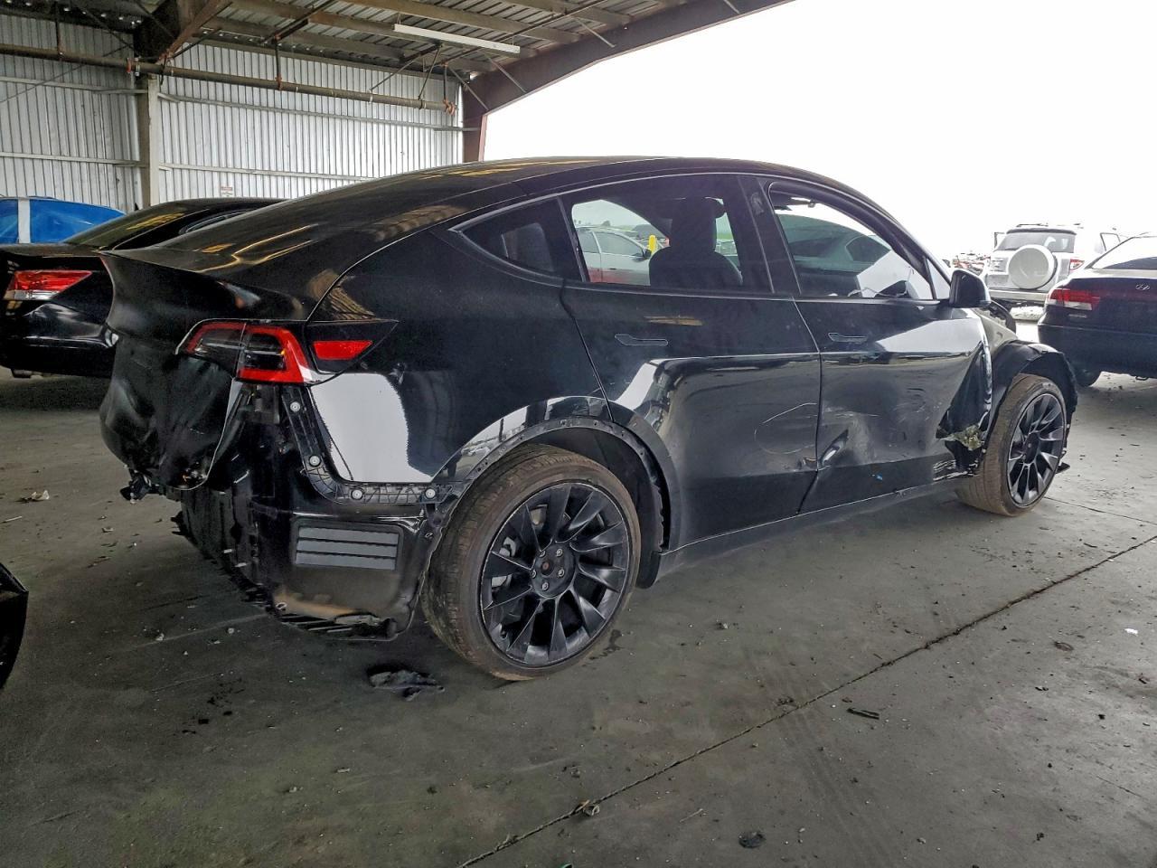 2021 Tesla Model Y - Image 3