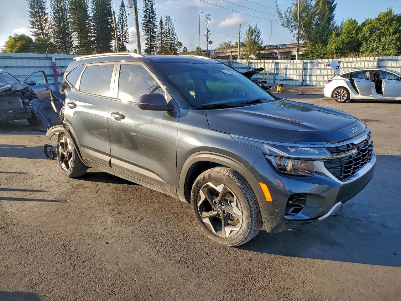 2025 Kia Seltos S - Image 4