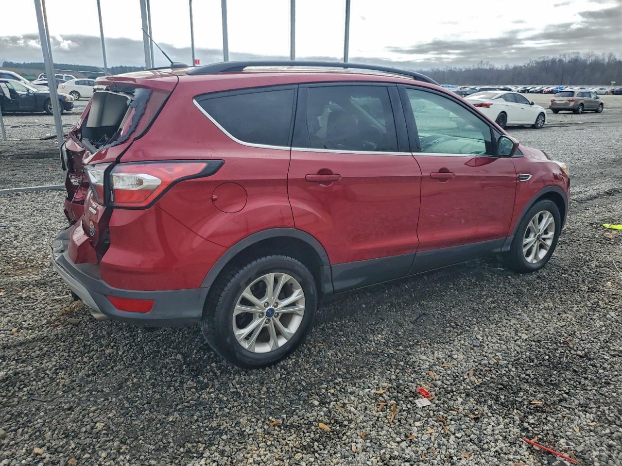 2017 Ford Escape Se - Фото 3