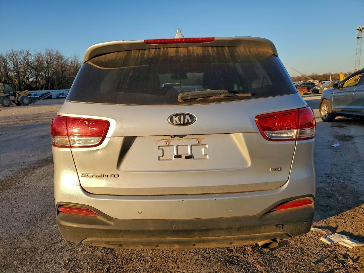 2017 Kia Sorento Lx - Фото 6