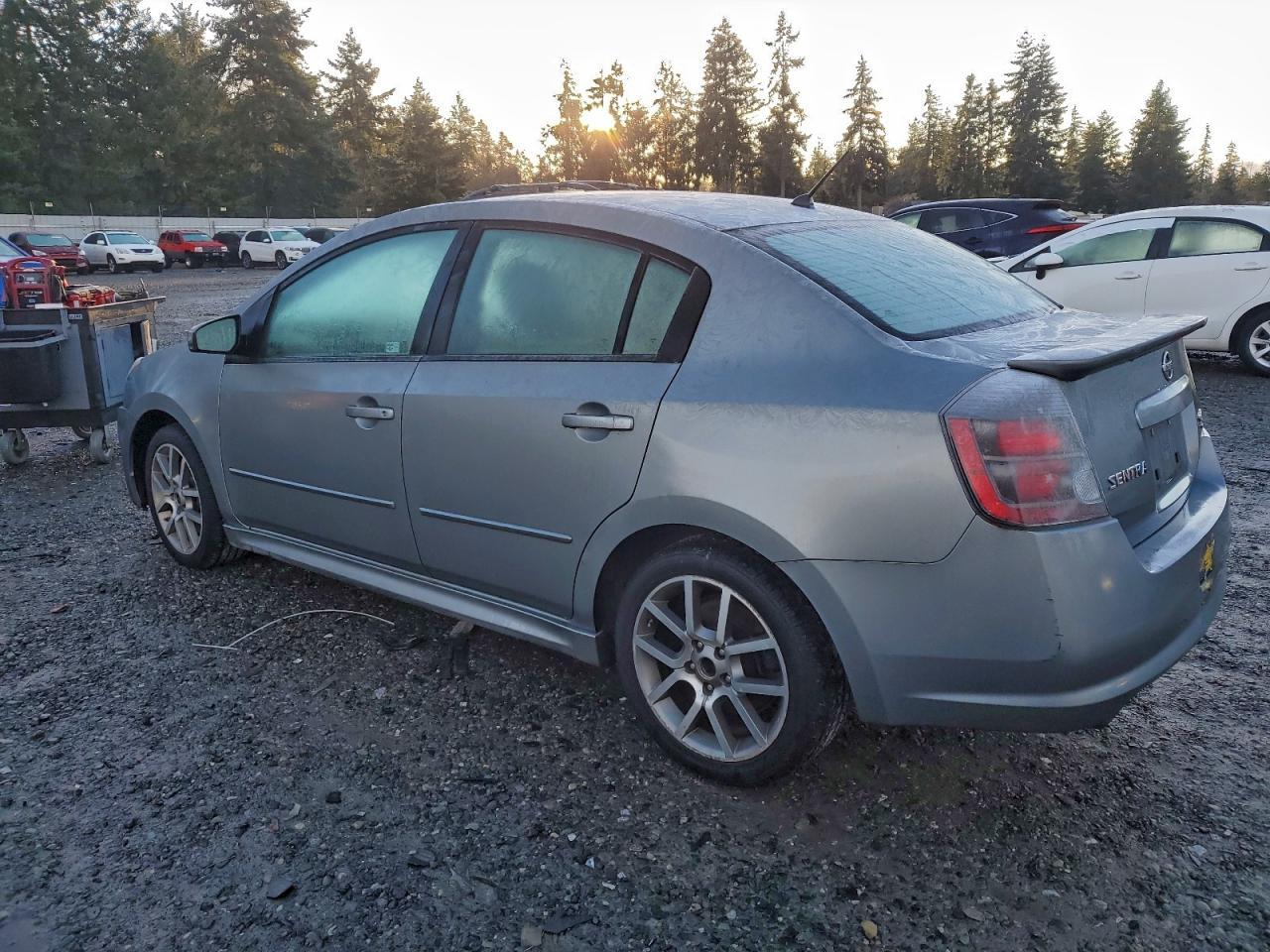 2008 Nissan Sentra Se-R Spec V - Фото 2