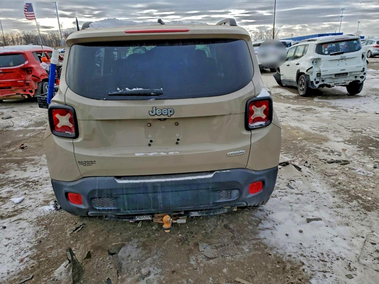 2015 Jeep Renegade Latitude - Image 6
