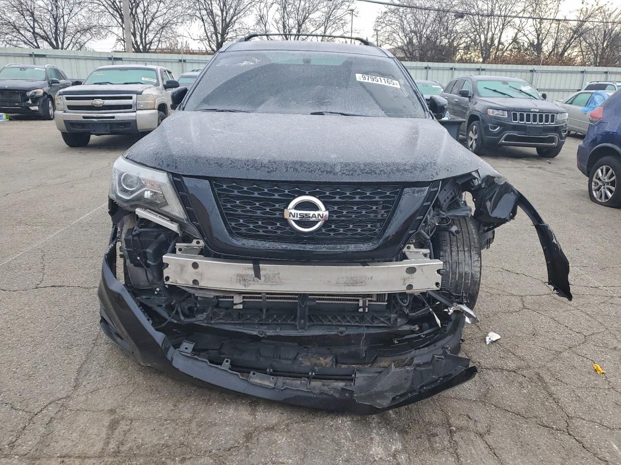 2020 Nissan Pathfinder Sl - Фото 5