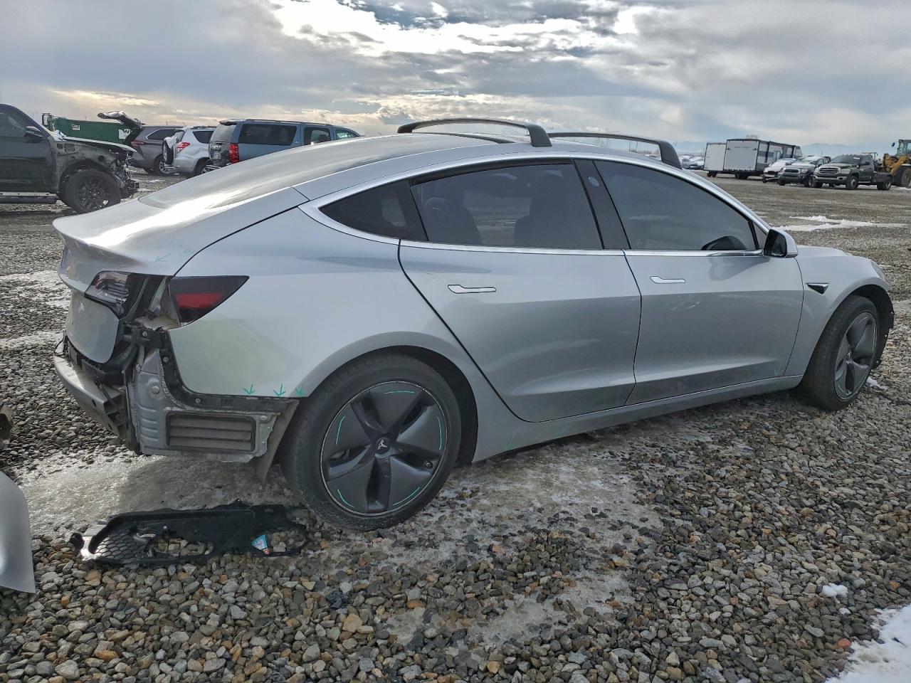 2018 Tesla Model 3 - Image 3