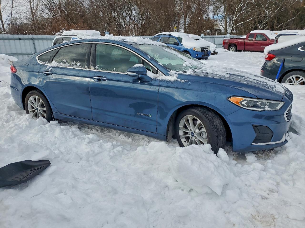 2019 Ford Fusion Sel Hybrid 4D - Фото 4