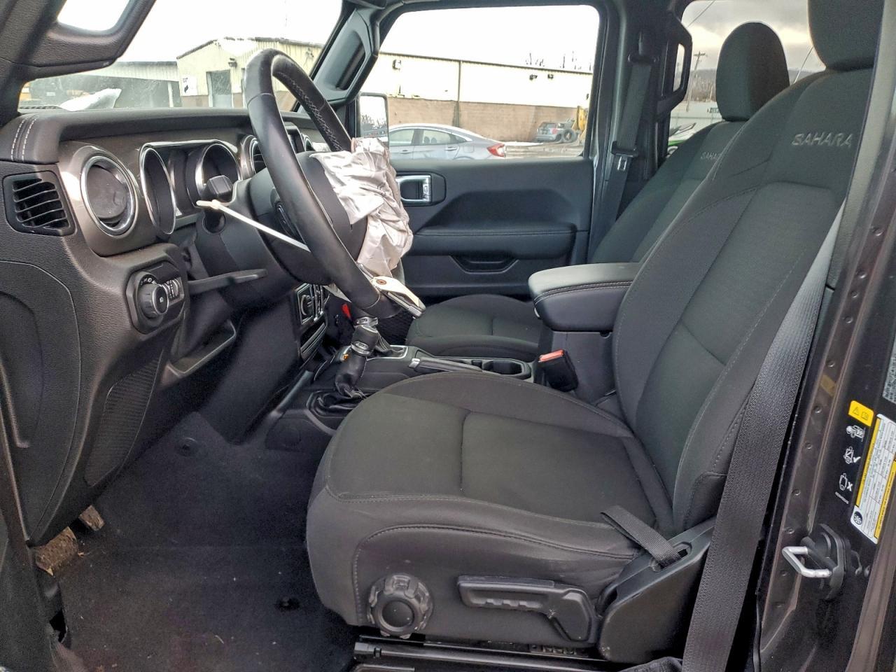 2021 Jeep Wrangler Unlimited Sahara - Image 7