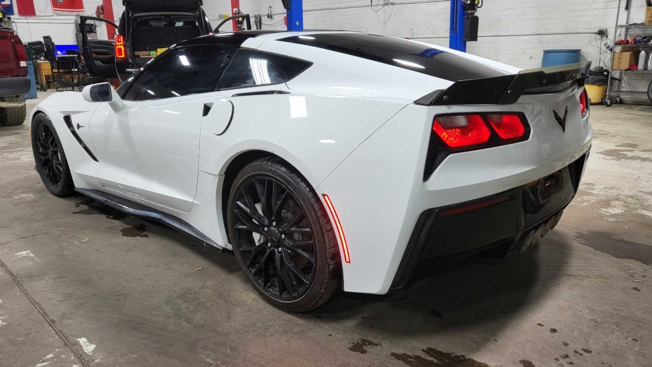 2015 Chevrolet Corvette Stingray 1Lt - Image 3