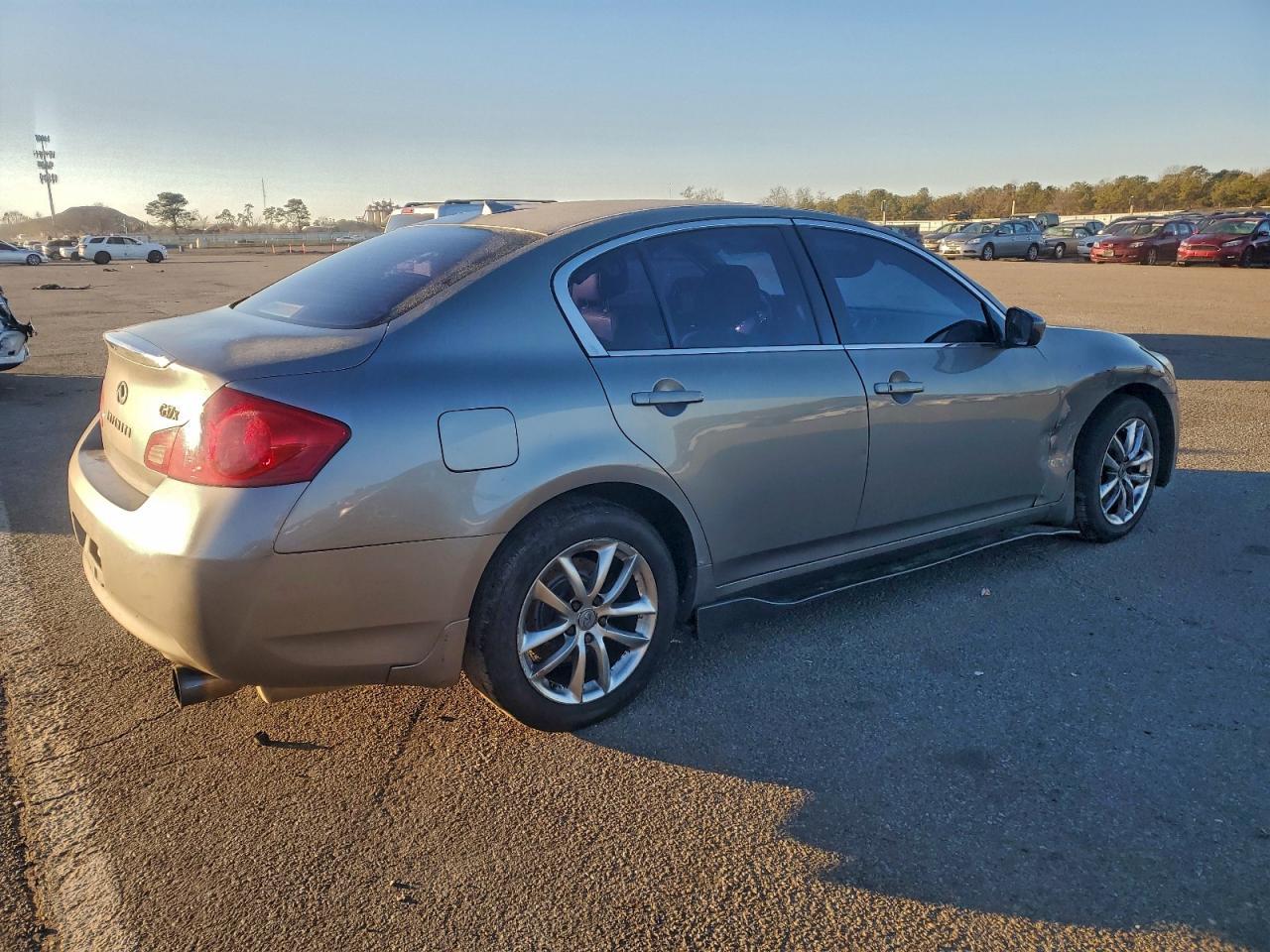 2009 Infiniti G37 - Фото 3