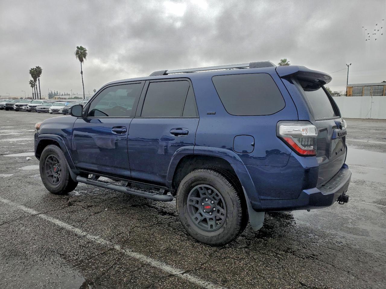 2023 Toyota 4Runner Sr5 - Фото 2